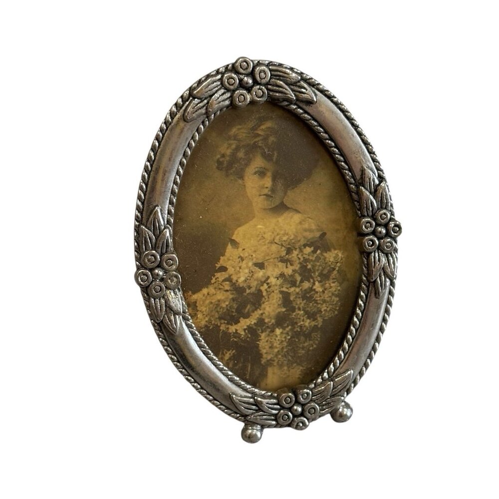 Vintage Mini Picture Frame Oval Silver Tone Floral Victorian Decor Shelf Sitter